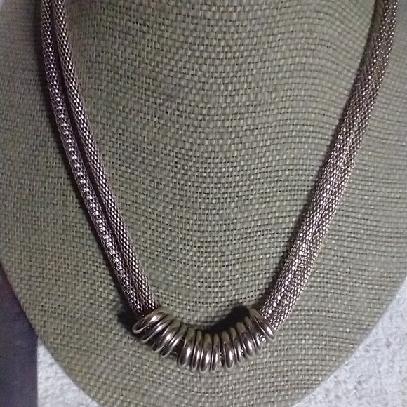 Goldtone mesh double layer circles necklace - Picture 1 of 4